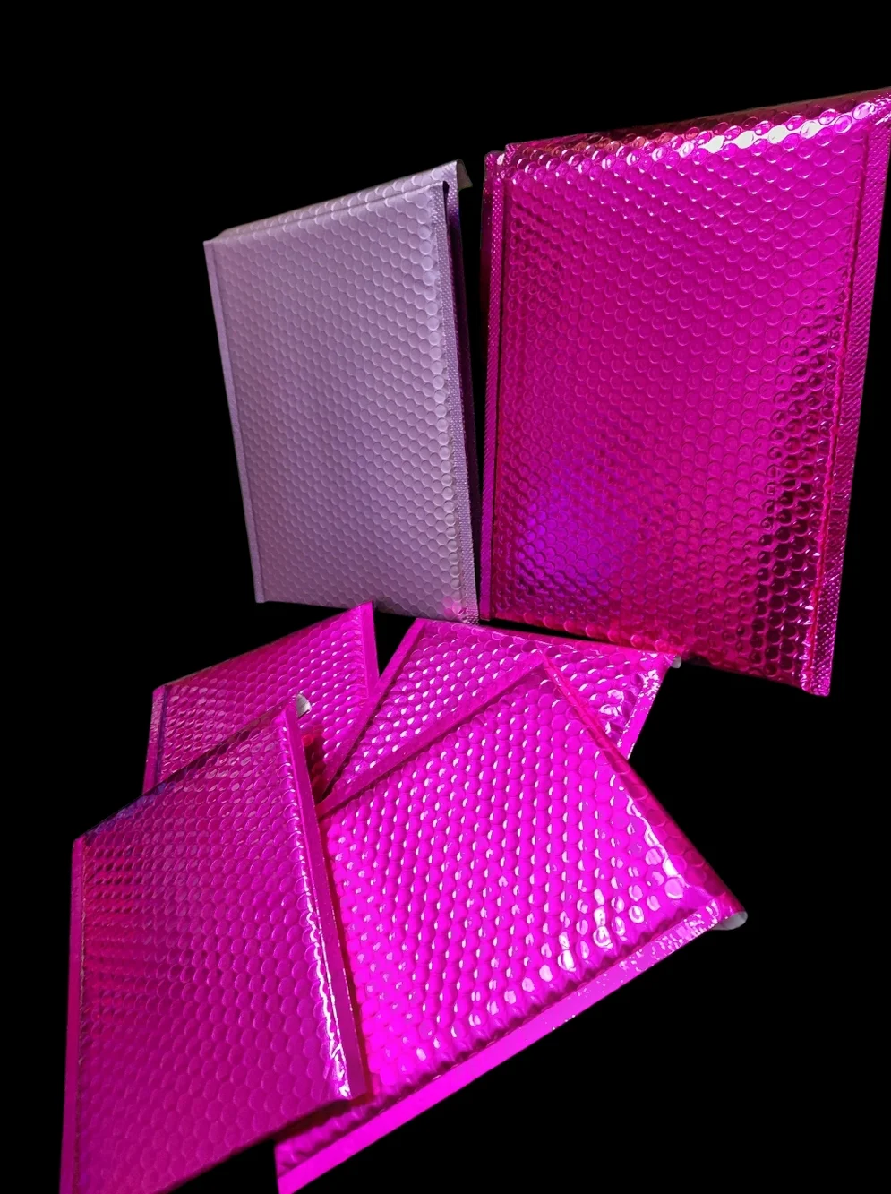 NWT -15ct. Pink/Purple Metallic Bubble Mailers 8.5x12 And 6x10 ✨️PRICE FIRM✨️ - Picture 3 of 7